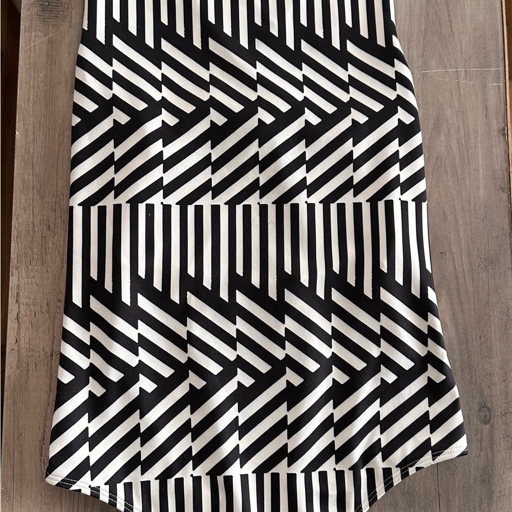 Express Black and White Geometric Bodysuit